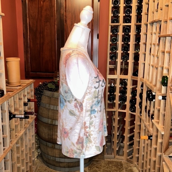 CHARLOTTE RUSSE Floral “Forever Young” Tank Top Size M - Picture 4 of 7